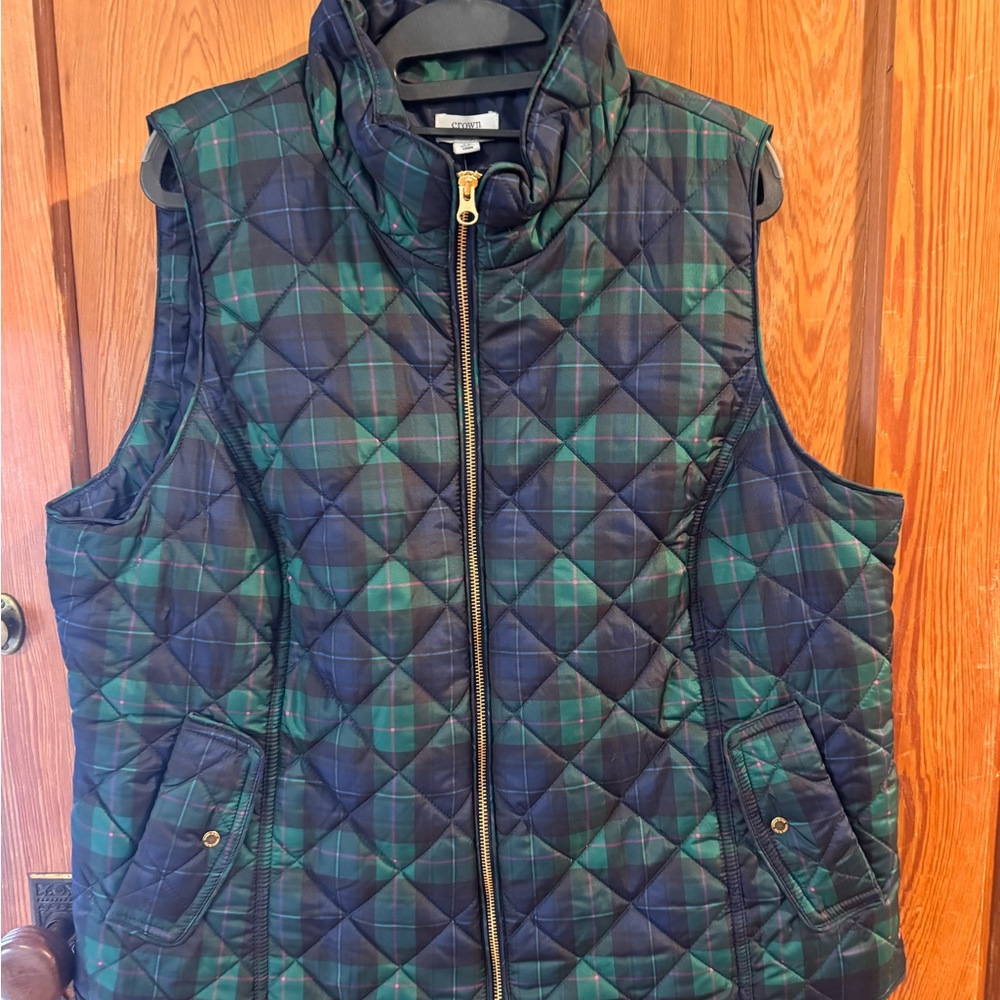 Plaid Crown and Ivy Puffer Quilted Women's Vest
